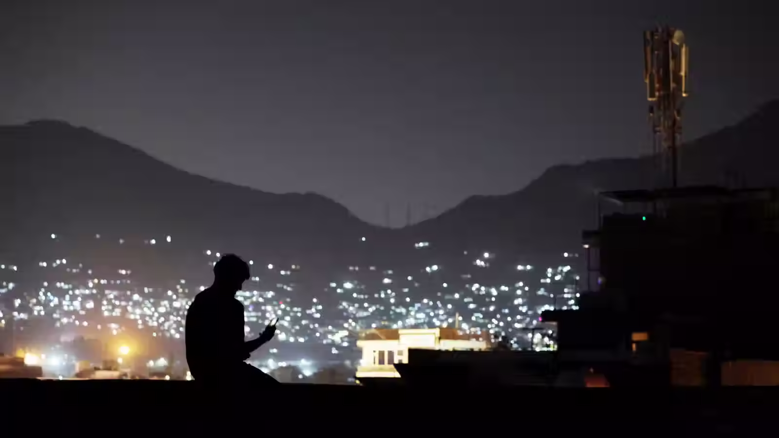 Beyond the Blackout Narrative: How Internet Infrastructure Is Reshaped During The Middle East Conflict